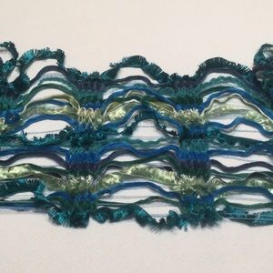 Multiple Strands Yarn Scarf